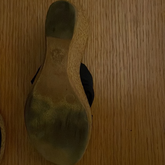 Sandles - Picture 4 of 6